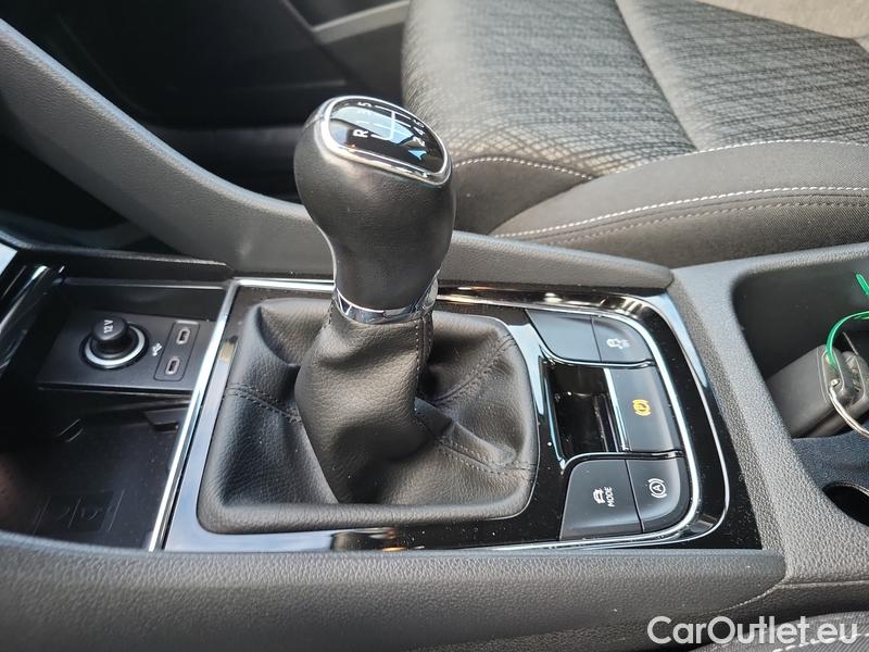  Skoda  Karoq  (NU)(2017->)  1.5TSI 110 Style #9