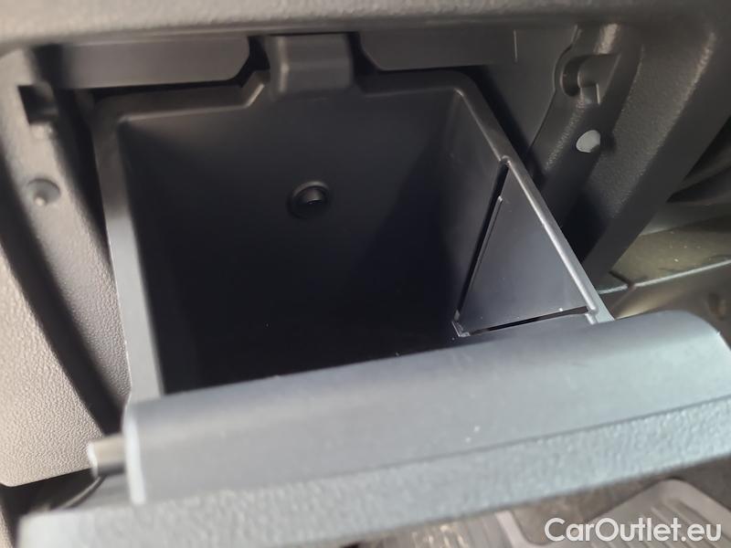  Skoda  Octavia  Combi (NX3)(2020) Oct.Combi 2.0TDI 85 Ambition #12