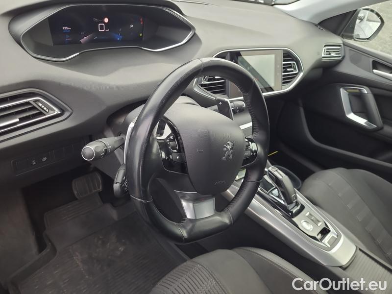  Peugeot  308  II (2013)  SW 1.5 BHDi 130 ALL.P Aut #5