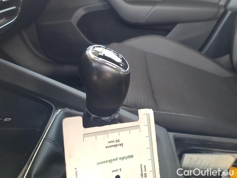  Skoda  Octavia  Combi (NX3)(2020) Oct.Combi 2.0TDI 85 Ambition #8