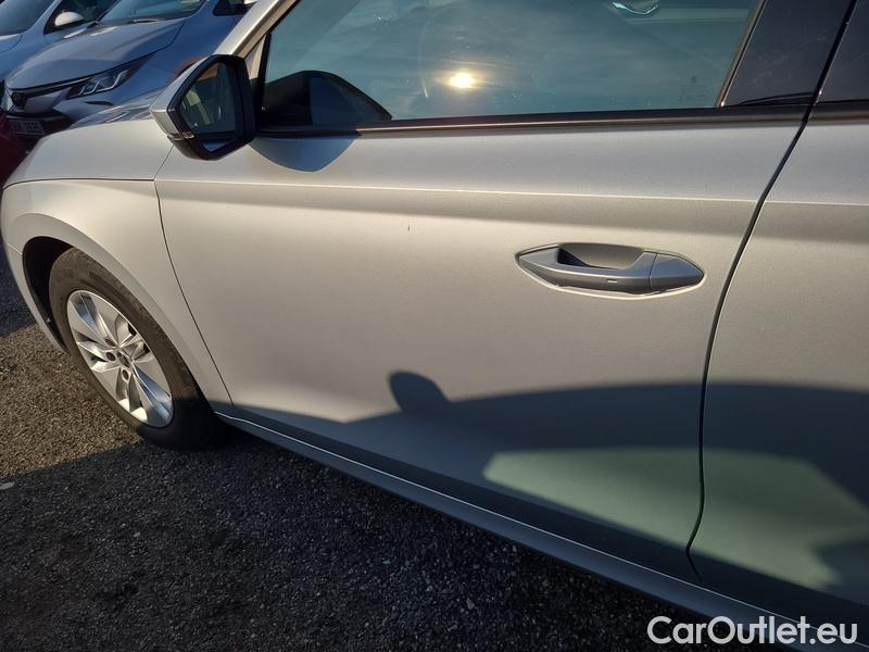  Skoda  Octavia  Lim. (NX3)(2020)  2.0TDI 85 Ambition 5d #9