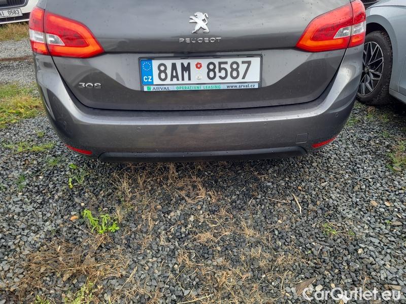  Peugeot  308  II (2013)  SW 1.5 BHDi 130 ALL.P Aut #9