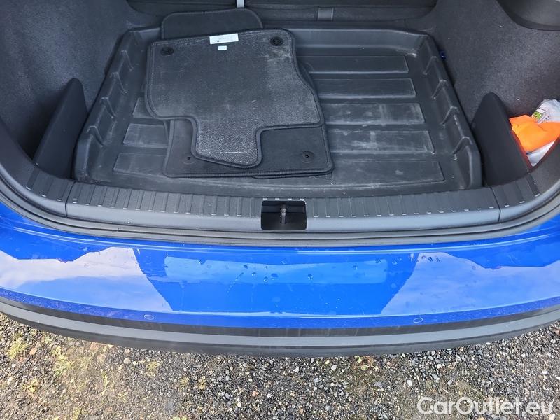  Skoda  Karoq  (NU)(2017->)  1.5TSI 110 Style #13