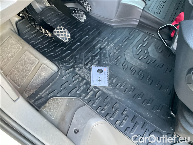  Volkswagen  Crafter  35 130 DL s převisem #26