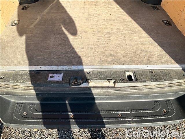  Volkswagen  Crafter  35 130 DL s převisem #15