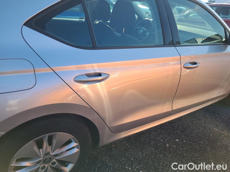  Skoda  Octavia  Lim. (NX3)(2020)  2.0TDI 85 Ambition 5d #20