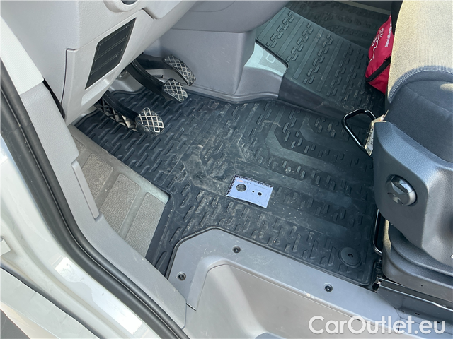  Volkswagen  Crafter  35 130 DL s převisem #29