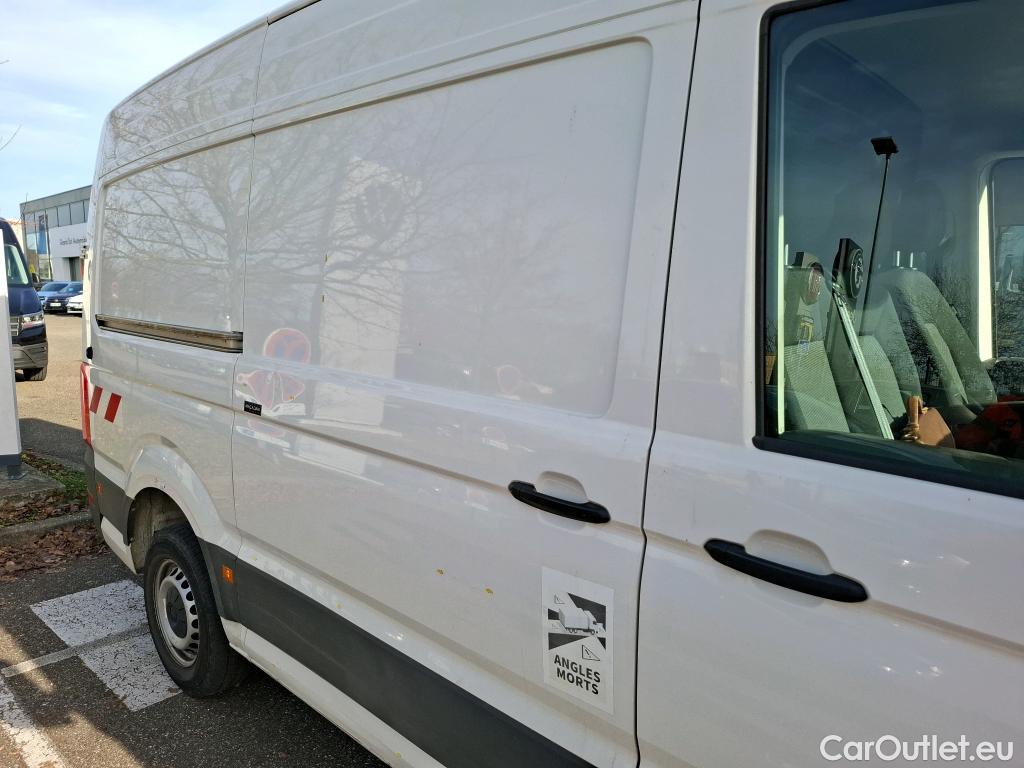  Volkswagen  Crafter  Fourgon Fourgon 35 mittlerer Radstand mit Hochdach FWD 2.0 140CV BVM6 #4