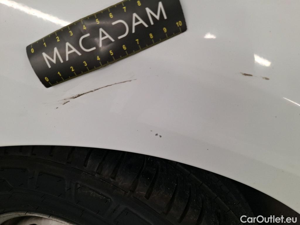  Toyota  Proace TOYOTA  VU 4p Fourgon MEDIUM 120 D-4D DYNAMIC #53