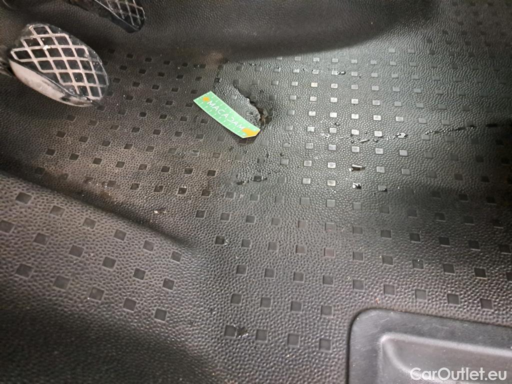  Volkswagen  Transporter VOLKSWAGEN  VU 4p Fourgon 2.0 TDi 102 L2H1 Business Line #6