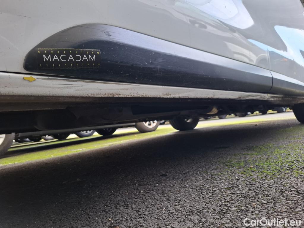  Toyota  Proace TOYOTA  VU 4p Fourgon MEDIUM 120 D-4D DYNAMIC #28