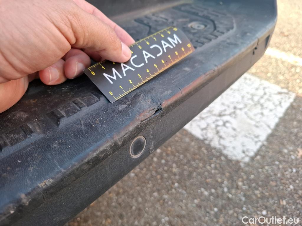  Volkswagen  Crafter  Fourgon Fourgon 35 mittlerer Radstand mit Hochdach FWD 2.0 140CV BVM6 #42