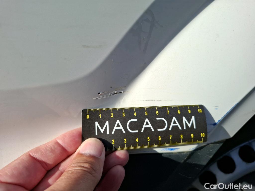  Volkswagen  Crafter  Fourgon Fourgon 35 mittlerer Radstand mit Hochdach FWD 2.0 140CV BVM6 #36