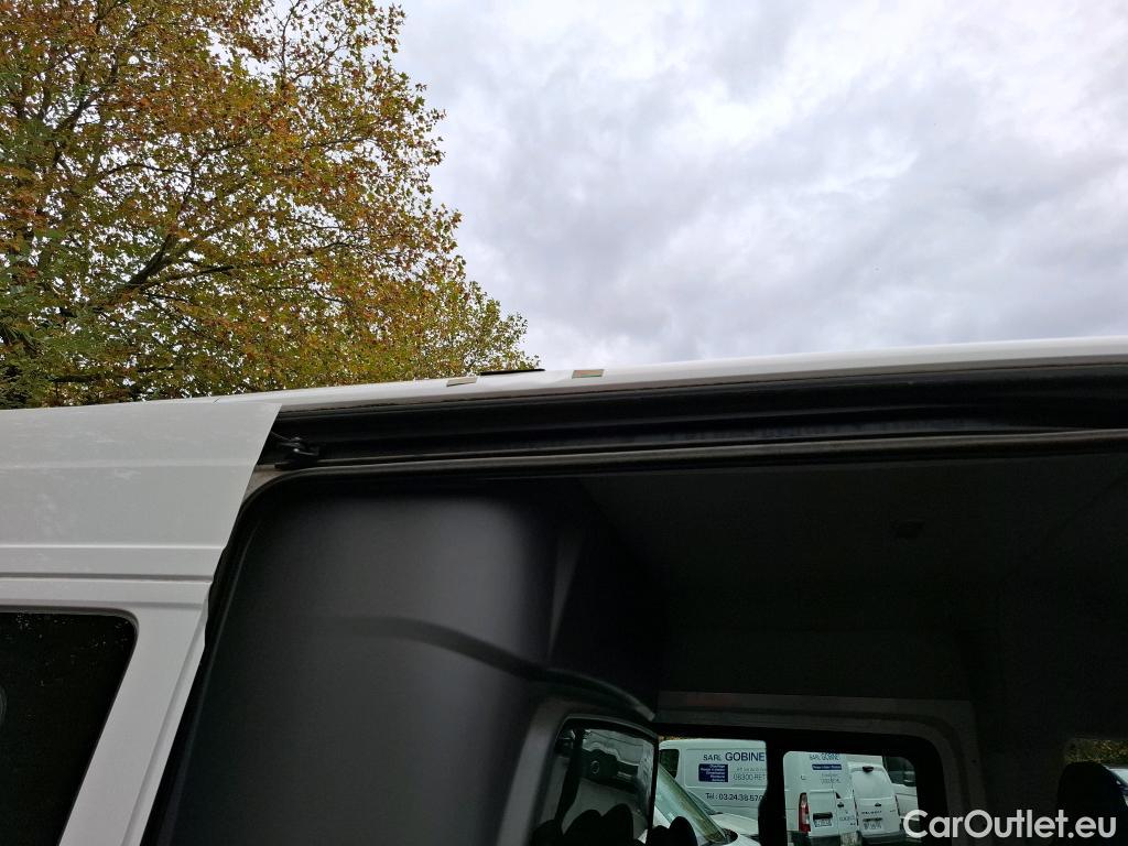  Volkswagen  Crafter VOLKSWAGEN  / 2017 / 4P / Fourgon tôlé 2.0 TDI 140 35 L4H3 Procab Business Line #16