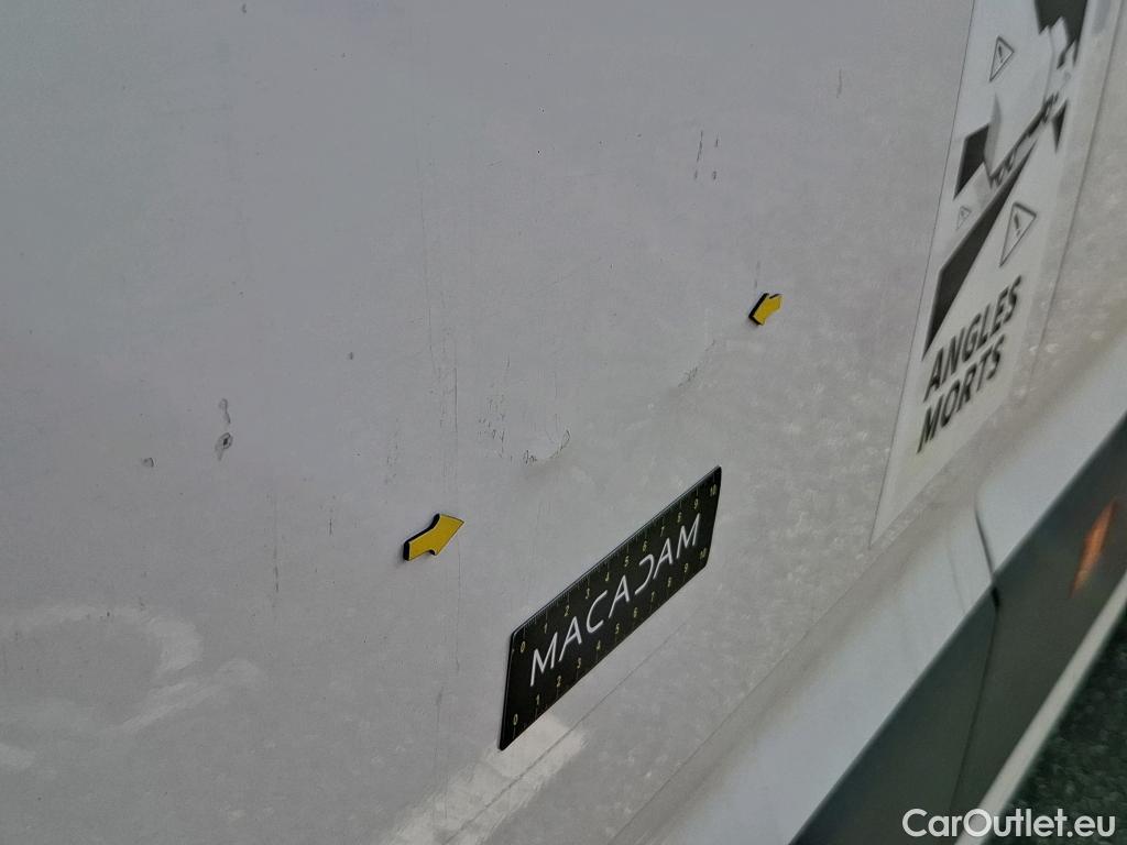  Volkswagen  Crafter  Fourgon Fourgon 35 mittlerer Radstand mit Hochdach FWD 2.0 140CV BVM6 #9