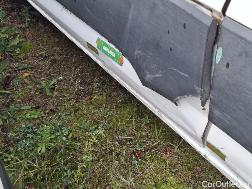  Volkswagen  Crafter VOLKSWAGEN  / 2017 / 4P / Fourgon tôlé 2.0 TDI 140 35 L4H3 Procab Business Line #26