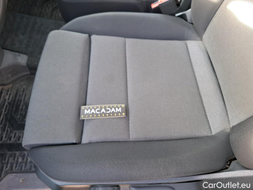  Volkswagen  Crafter  Fourgon Fourgon 35 mittlerer Radstand mit Hochdach FWD 2.0 140CV BVM6 #24