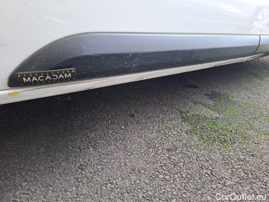  Toyota  Proace TOYOTA  VU 4p Fourgon MEDIUM 120 D-4D DYNAMIC #31