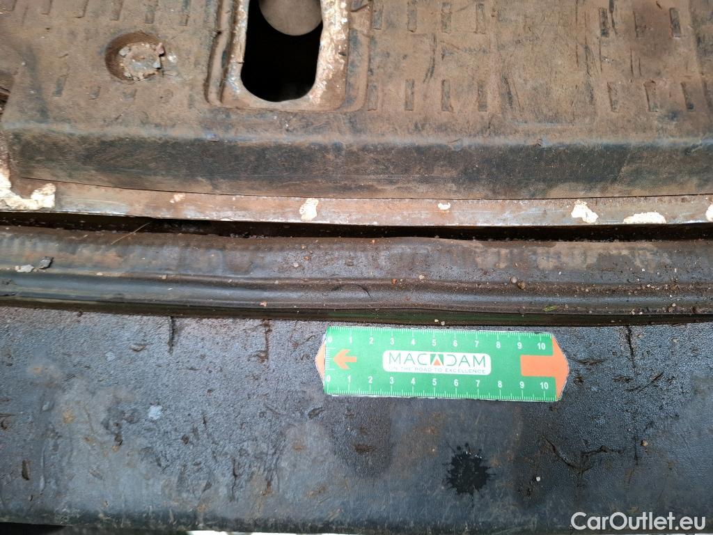  Volkswagen  Crafter VOLKSWAGEN  / 2017 / 4P / Fourgon tôlé 2.0 TDI 140 35 L4H3 Procab Business Line #63