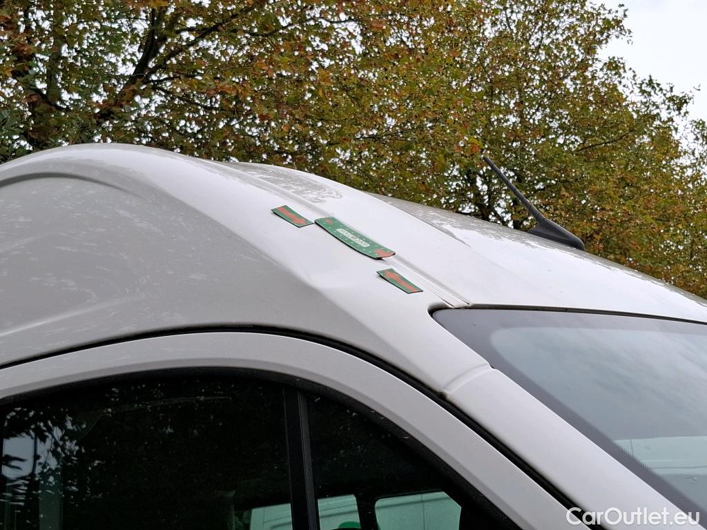  Volkswagen  Crafter VOLKSWAGEN  / 2017 / 4P / Fourgon tôlé 2.0 TDI 140 35 L4H3 Procab Business Line #37