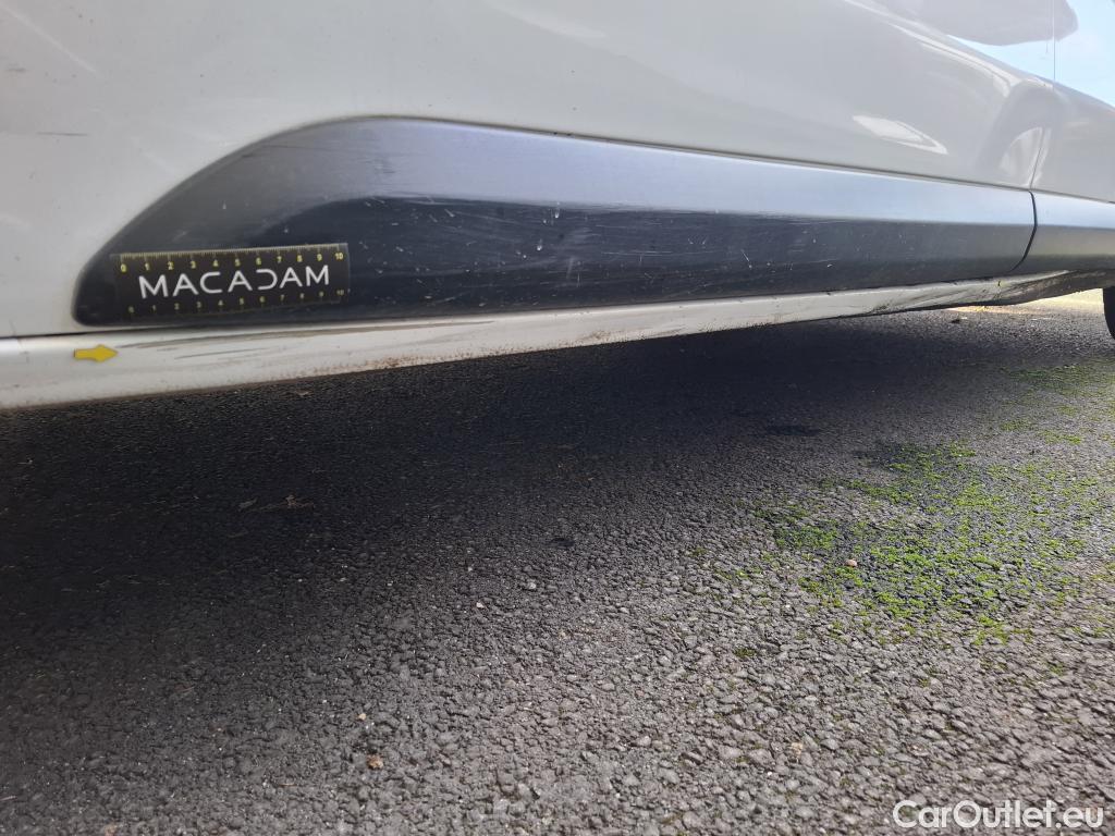  Toyota  Proace TOYOTA  VU 4p Fourgon MEDIUM 120 D-4D DYNAMIC #29