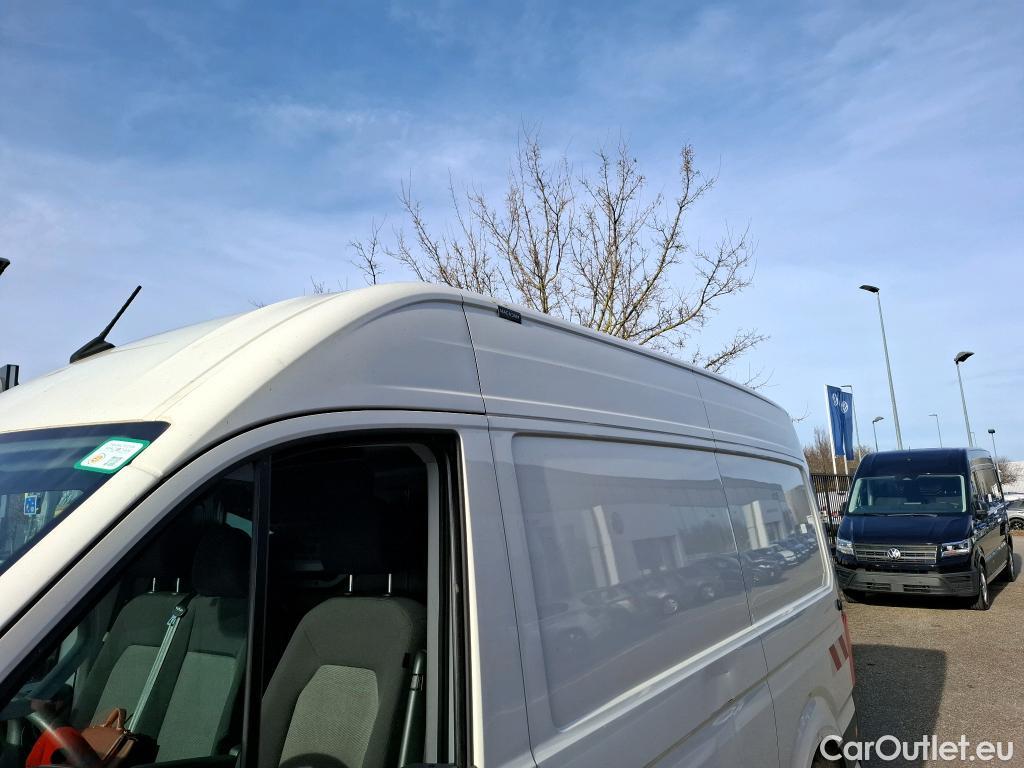  Volkswagen  Crafter  Fourgon Fourgon 35 mittlerer Radstand mit Hochdach FWD 2.0 140CV BVM6 #33