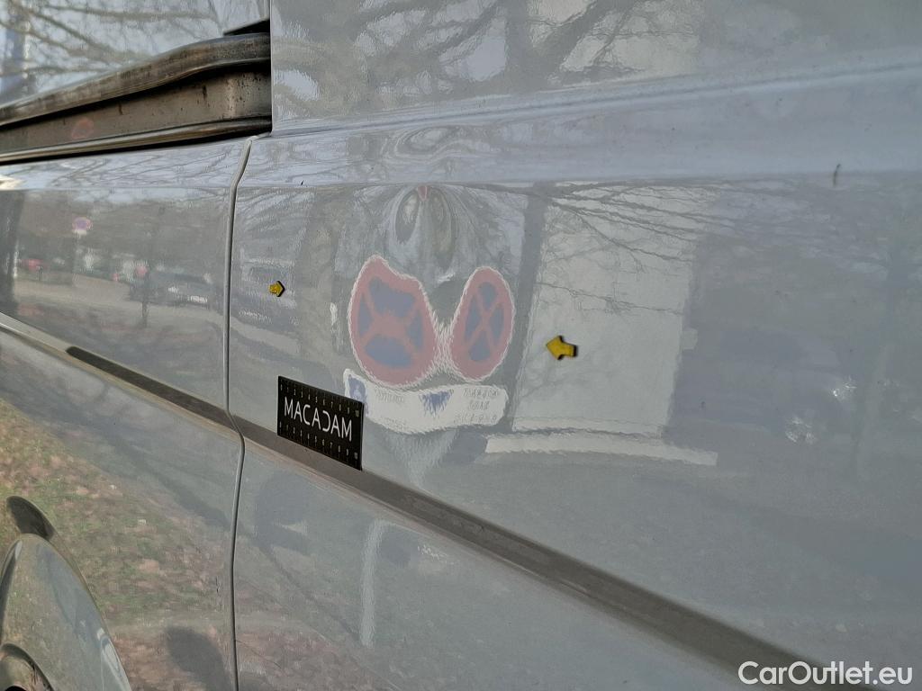  Volkswagen  Crafter  Fourgon Fourgon 35 mittlerer Radstand mit Hochdach FWD 2.0 140CV BVM6 #5