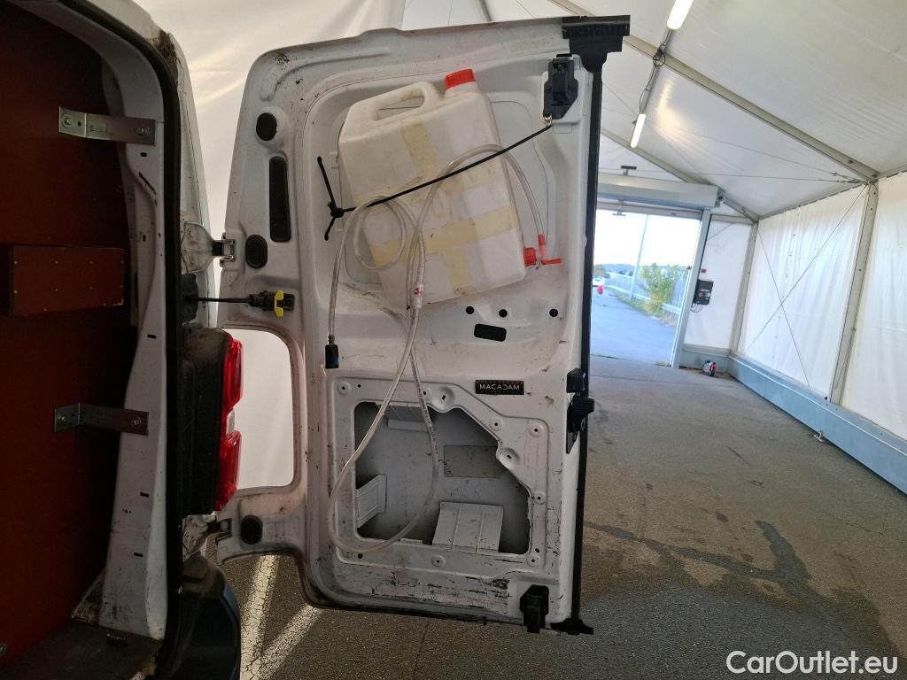  Toyota  Proace TOYOTA  VU 4p Fourgon MEDIUM 120 D-4D DYNAMIC #32