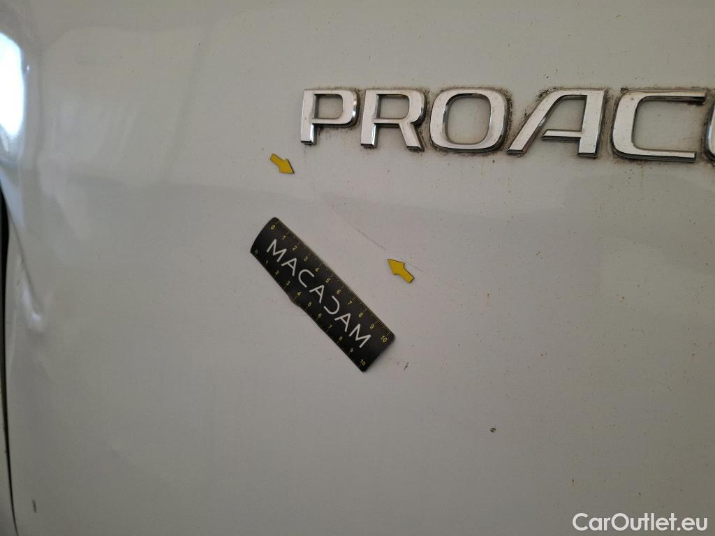  Toyota  Proace TOYOTA  VU 4p Fourgon MEDIUM 120 D-4D DYNAMIC #24