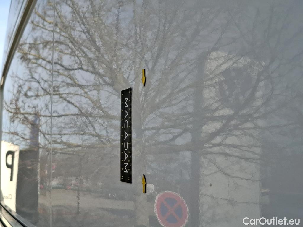  Volkswagen  Crafter  Fourgon Fourgon 35 mittlerer Radstand mit Hochdach FWD 2.0 140CV BVM6 #6