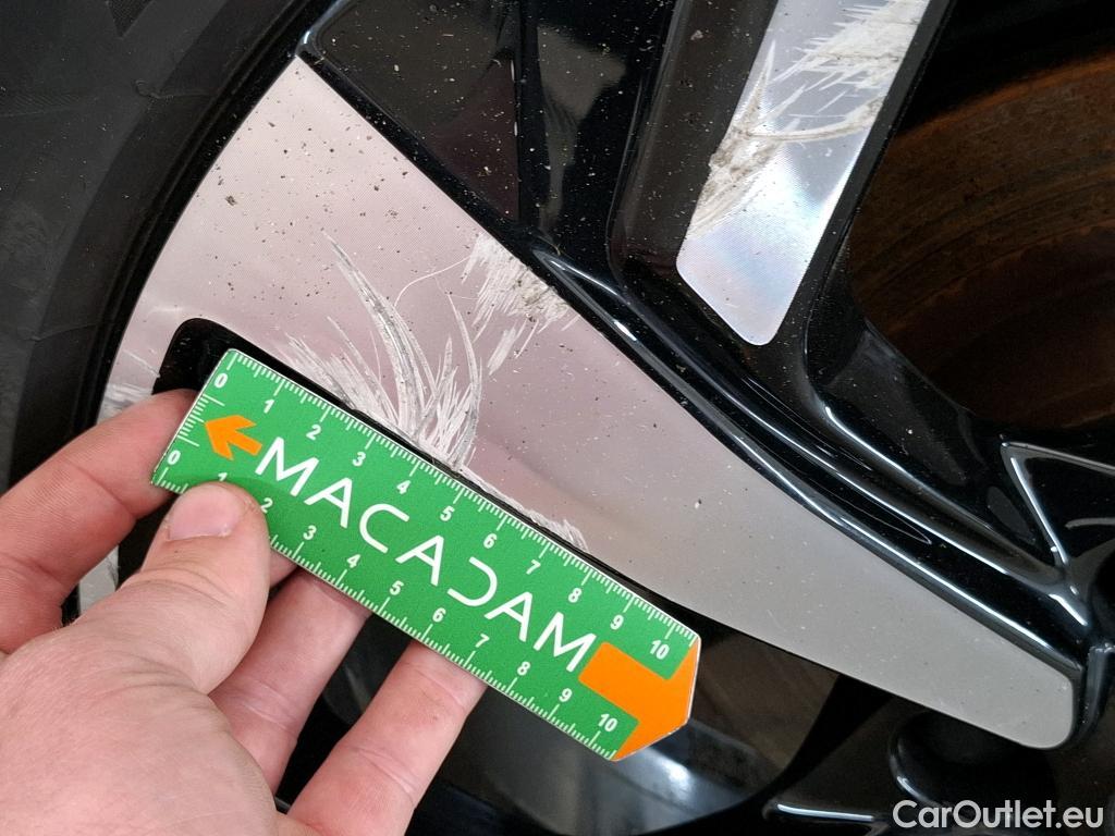  Nissan  Qashqai NISSAN  / 2017 / 5P / Crossover 1.3 DIG-T 160 DCT Tekna #50