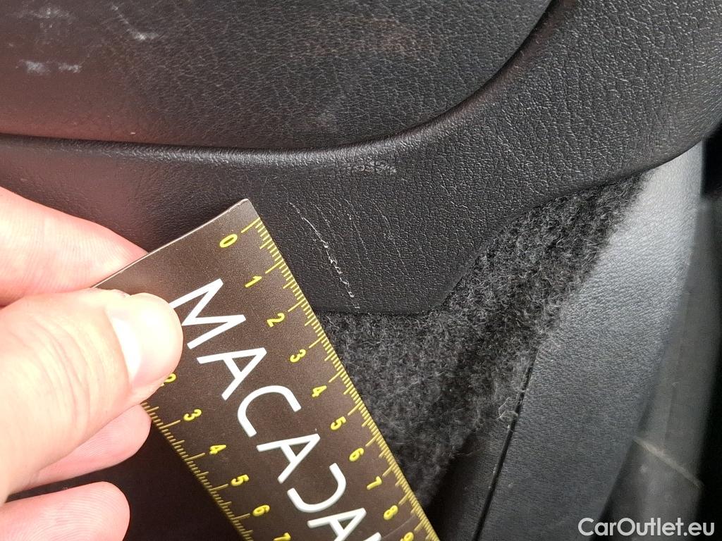  Infiniti  Q50 INFINITI  4p Berline 2.2d Premium Executive 6MT #22