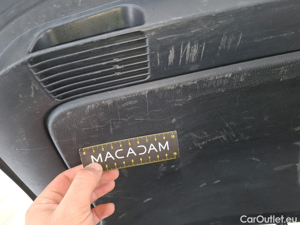  Toyota  Corolla TOYOTA  Touring Sports / 2018 / 5P / Break Hybride 122h Dynamic Business Stage Acad #16