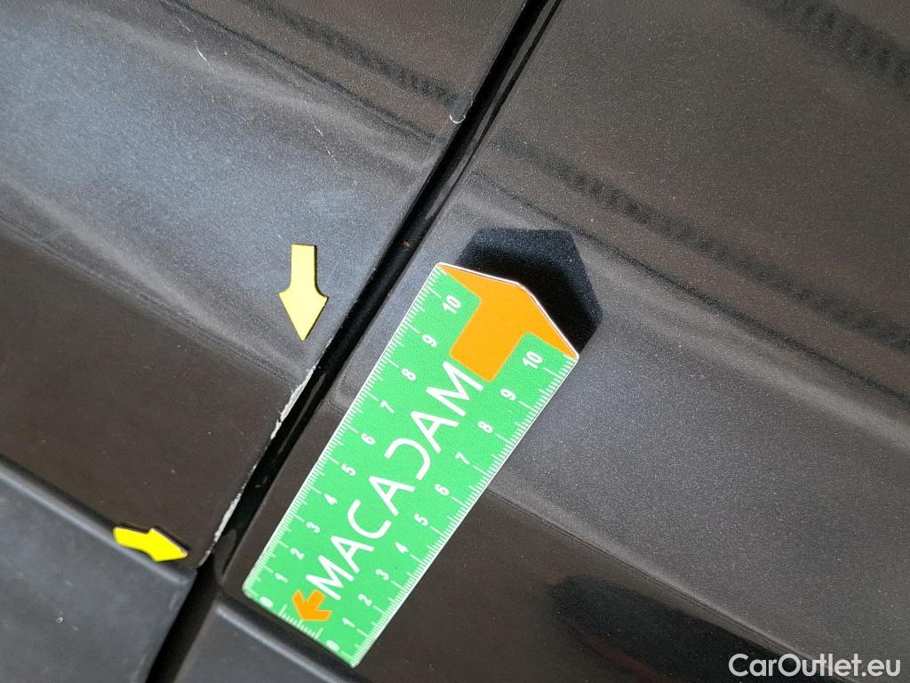  Nissan  Qashqai NISSAN  / 2017 / 5P / Crossover 1.3 DIG-T 160 DCT Tekna #13