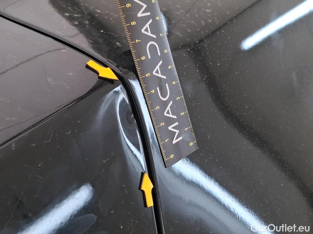  Infiniti  Q50 INFINITI  4p Berline 2.2d Premium Executive 6MT #6