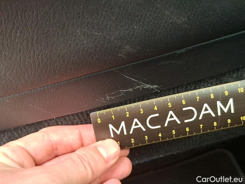  Infiniti  Q50 INFINITI  4p Berline 2.2d Premium Executive 6MT #17