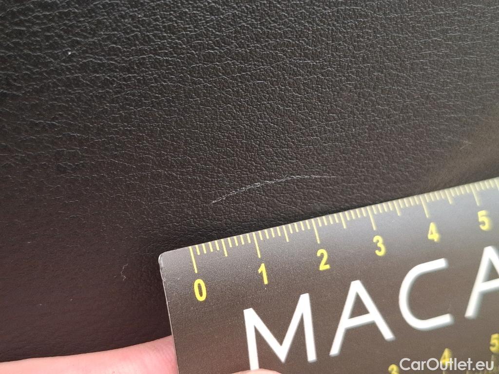  Infiniti  Q50 INFINITI  4p Berline 2.2d Premium Executive 6MT #19