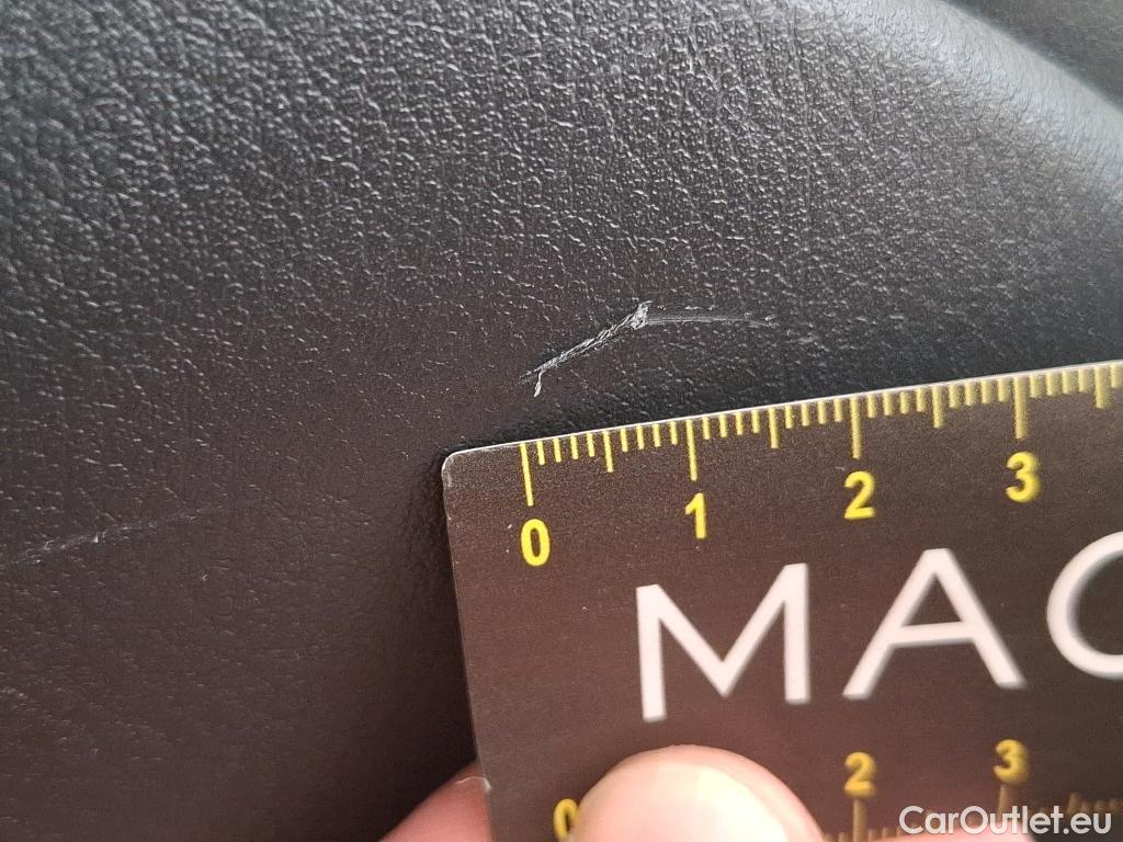  Infiniti  Q50 INFINITI  4p Berline 2.2d Premium Executive 6MT #23