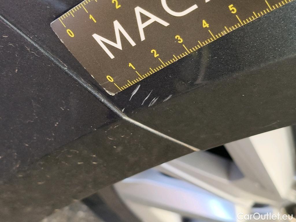  Renault  Megane  IV Berline 5 ptes. Business 1.5 dCi 115CV BVM6 E6d #17