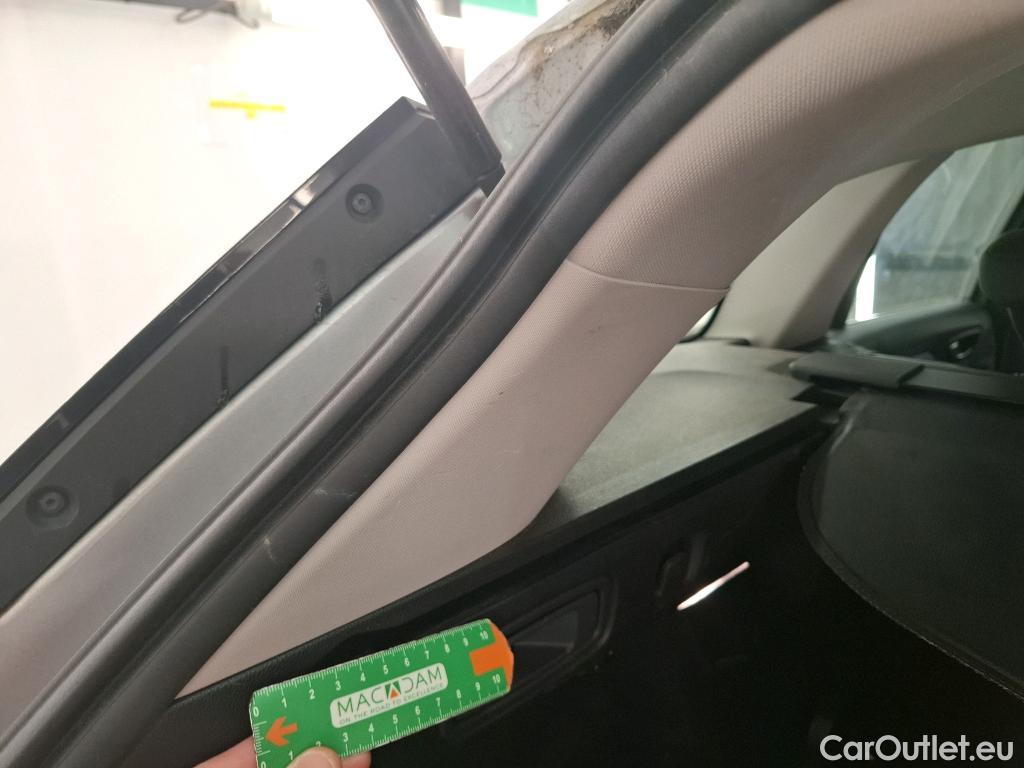  Renault  Megane RENAULT Mégane Estate / 2020 / 5P / Break Business TCe 140 EDC FAP -21B #7