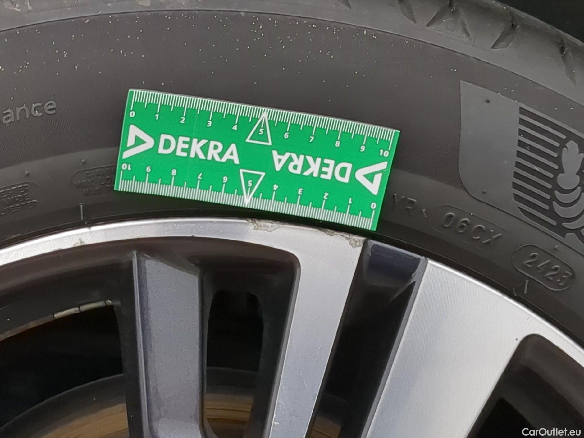  Peugeot  5008  Allure Business 1.5 HDi 130CV BVA8 E6d #15