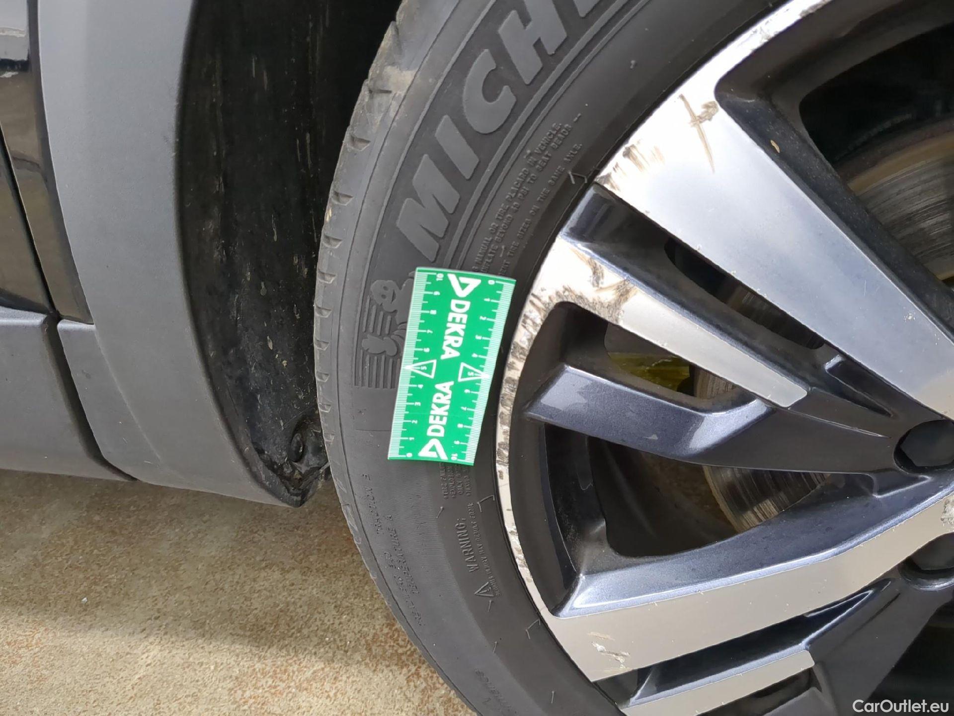  Peugeot  5008  Allure Business 1.5 HDi 130CV BVA8 E6d #9