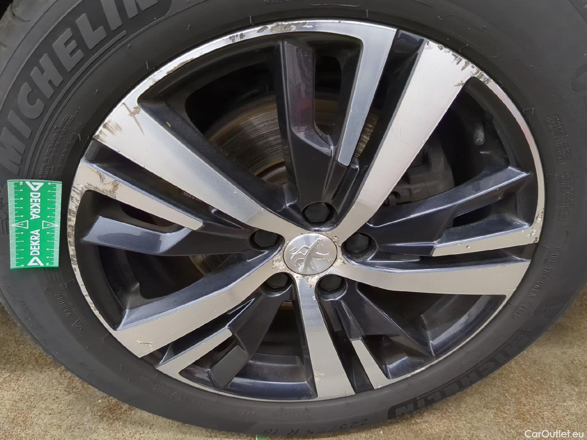  Peugeot  5008  Allure Business 1.5 HDi 130CV BVA8 E6d #10