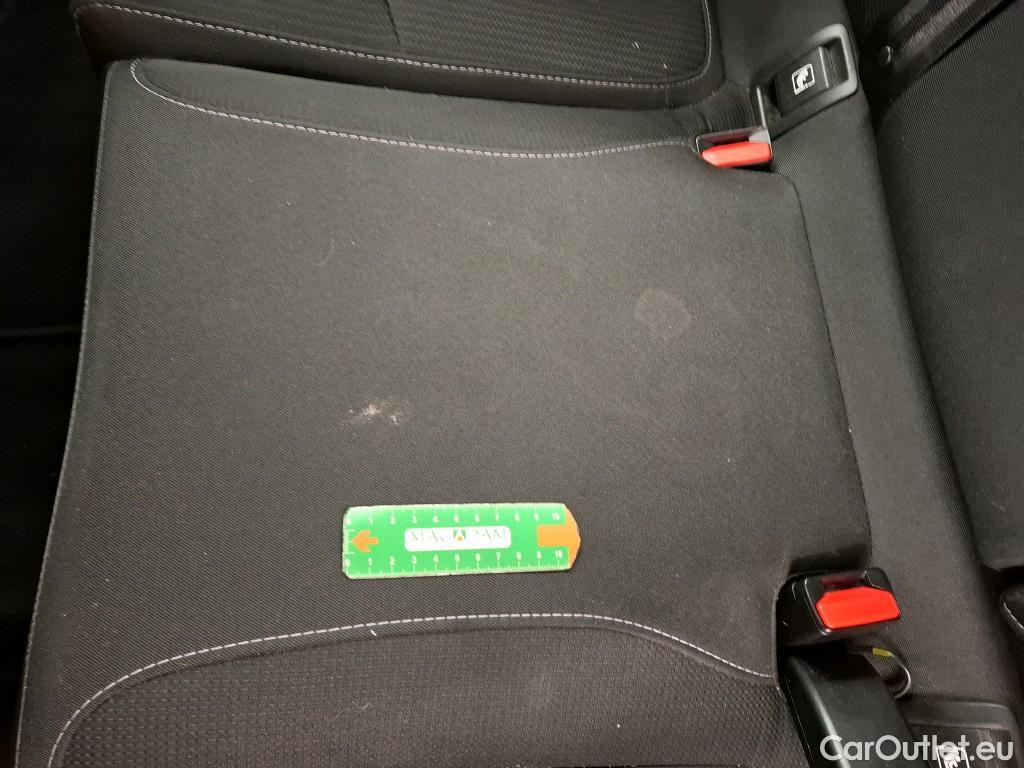  Renault  Megane RENAULT Mégane Estate / 2020 / 5P / Break Business TCe 140 EDC FAP -21B #12