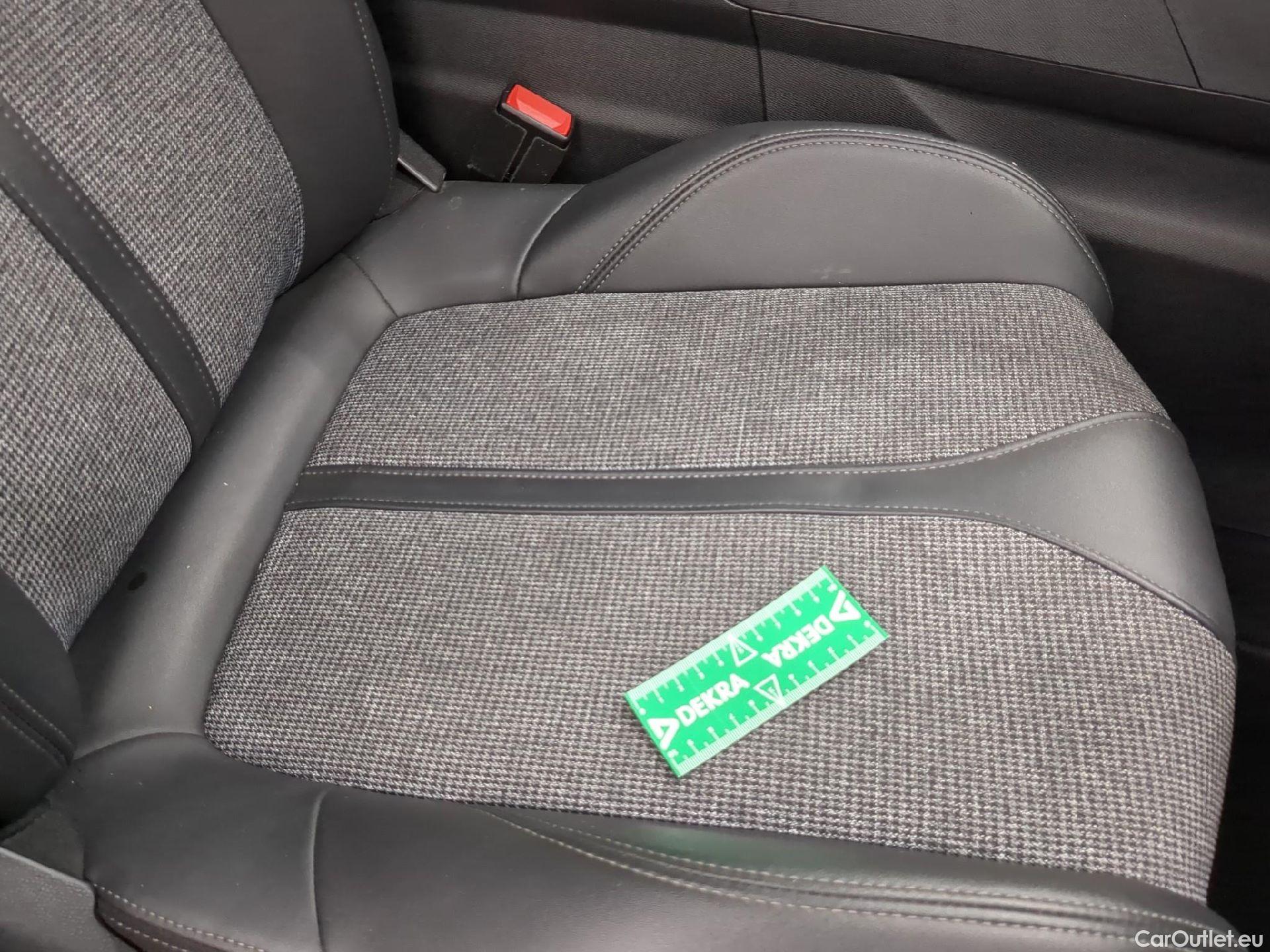  Peugeot  5008  Allure Business 1.5 HDi 130CV BVA8 E6d #4