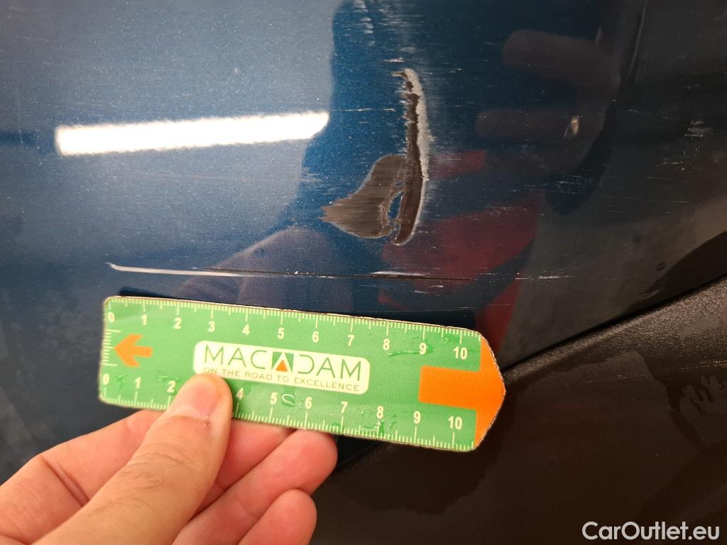  Peugeot  3008  Active Pack 1.5 HDi 130CV BVA8 E6d #17