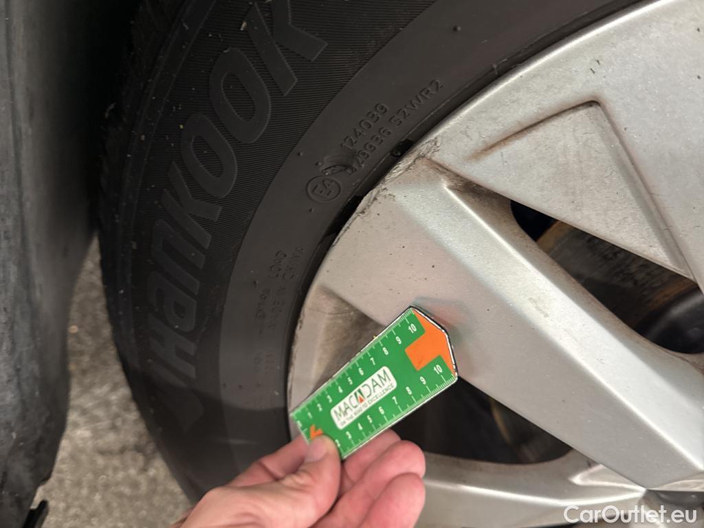  Peugeot  3008  II Active Pack 1.2 PureTech 130CV BVA8 E6d #25