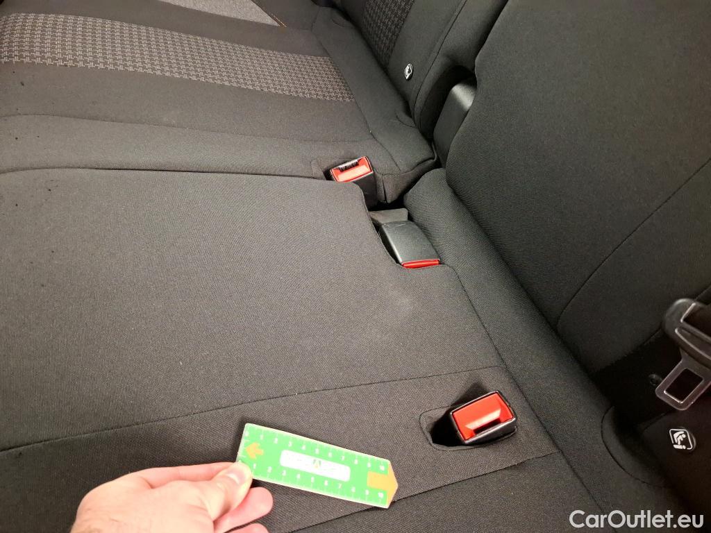  Peugeot  3008  Active Pack 1.5 HDi 130CV BVA8 E6d #36