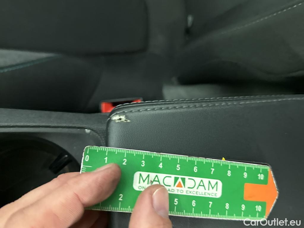  Peugeot  3008  II Active Pack 1.2 PureTech 130CV BVA8 E6d #12