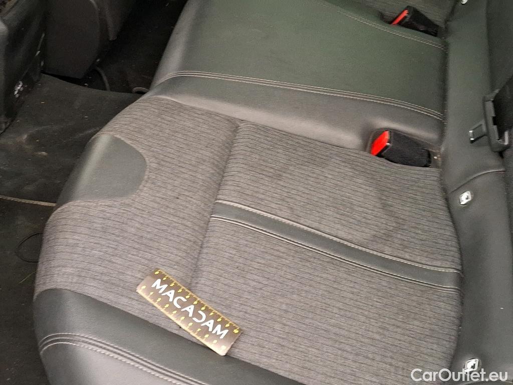  Peugeot  508 PEUGEOT  SW / 2018 / 5P / Break HYBRID 225 E-EAT8 ALLURE BUSINESS #49